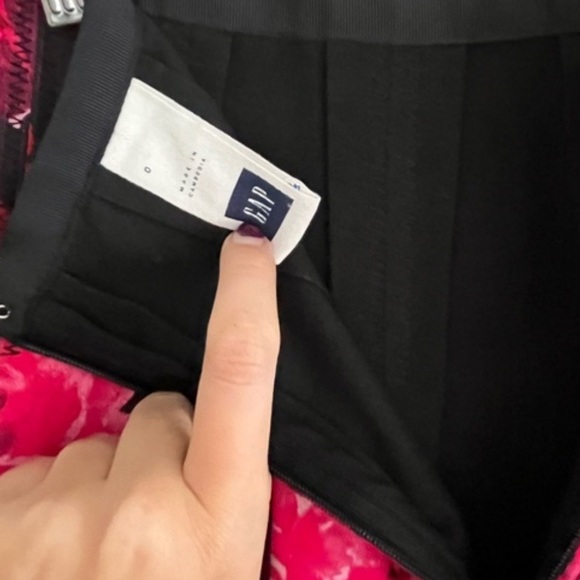 GAP Floral Pleated A-Line Skirt, Size 0 - Picture 3 of 3